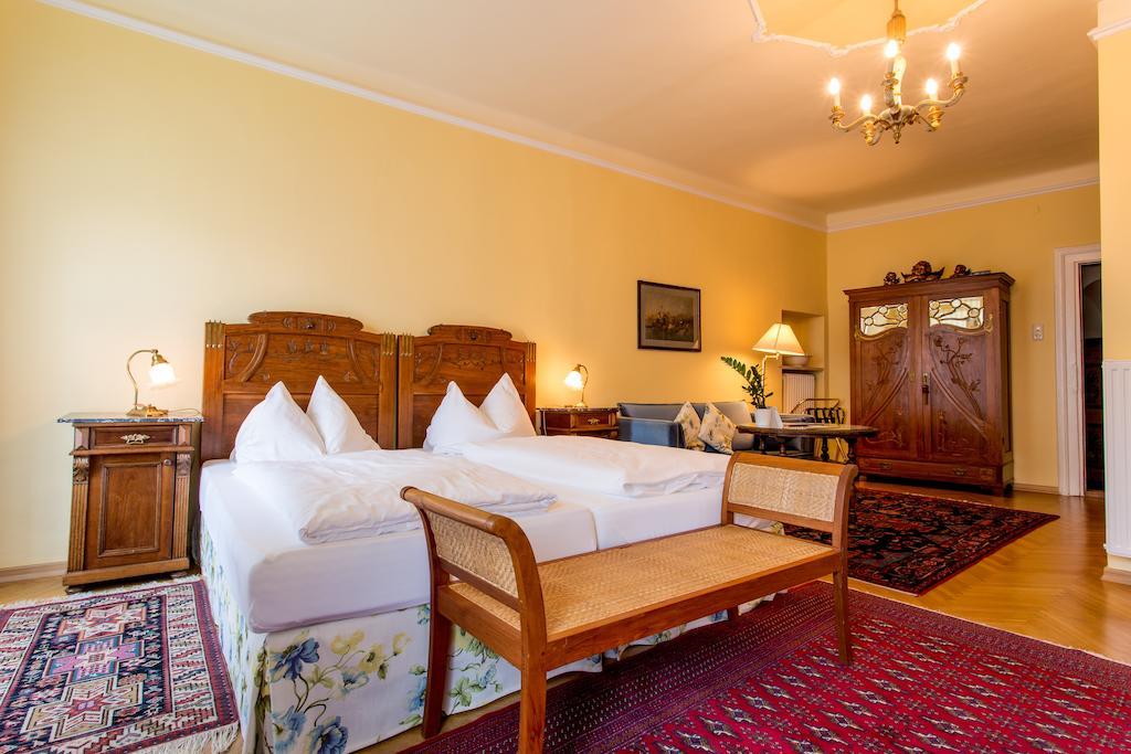 Gasthof Braeuer - Familie Eibensteiner Weisskirchen in Steiermark Room photo